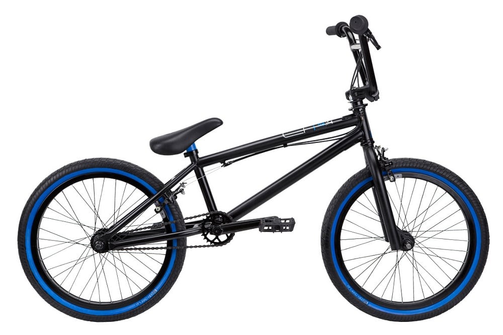 Schwarzes Felt Ethic BMX-Rad mit blauen Felgen in Seitenansicht vor weißem Hintergrund.