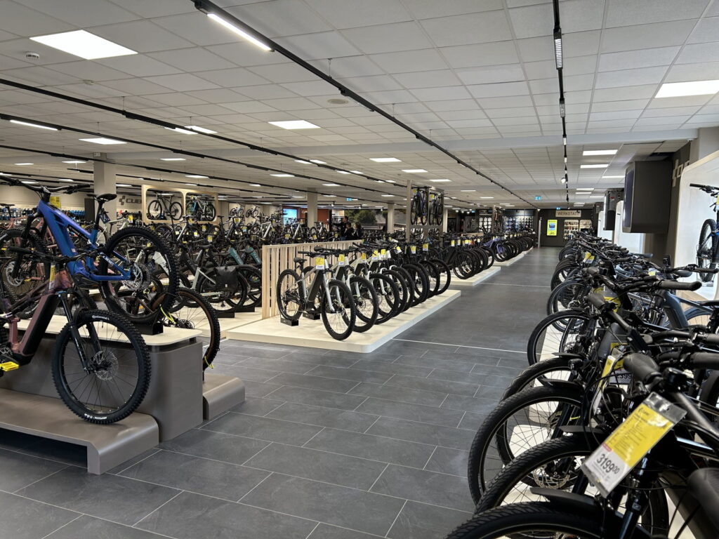 Lucky Bike eröffnet vier neue Stores