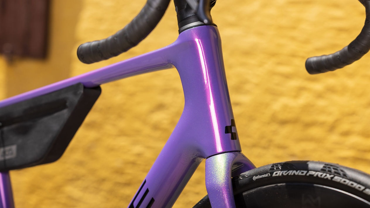 Cube Attain Neuheiten Modelle 2027 im Vergleich C:62 SLT cosmicpurple´n´black Detailbild Gabel