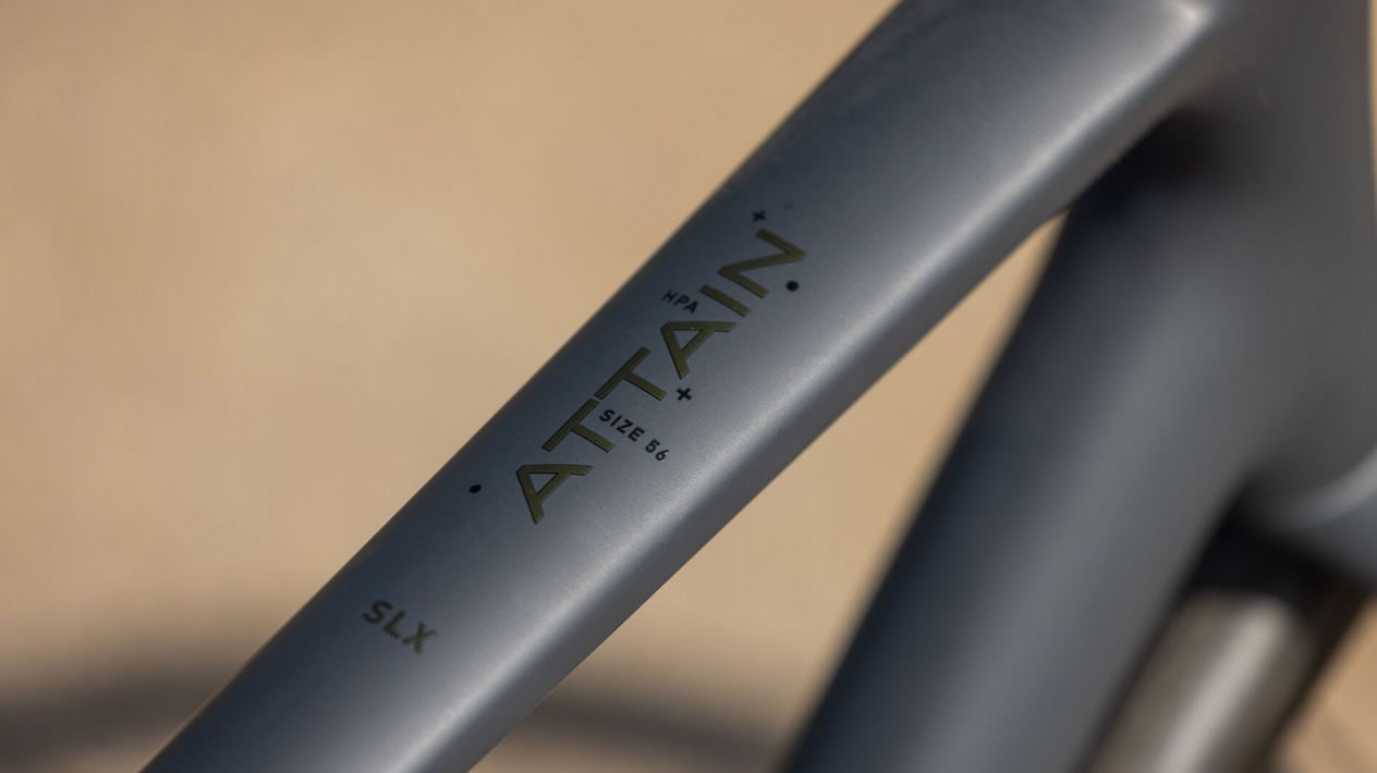 Cube Attain Neuheiten Modelle 2027 im Vergleich SLX black´n´chrome Detailbild Rahmen