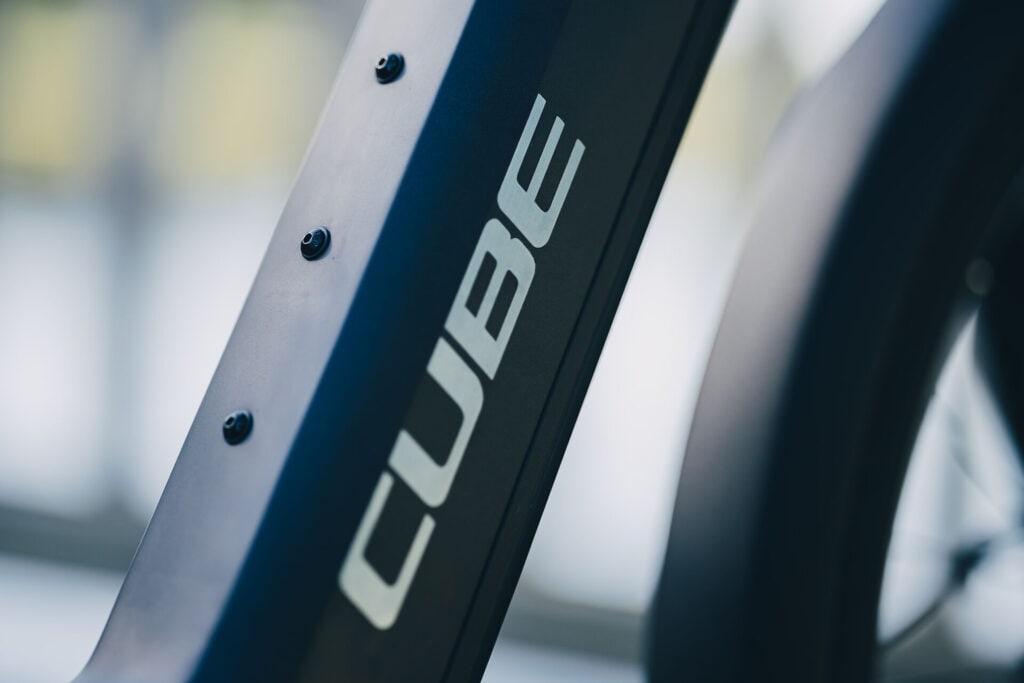 Cube Nuride Hybrid 2027 Modelle Neuheiten im Vergleich EXC 800 coal´n´chrome Detailbild Rahmen