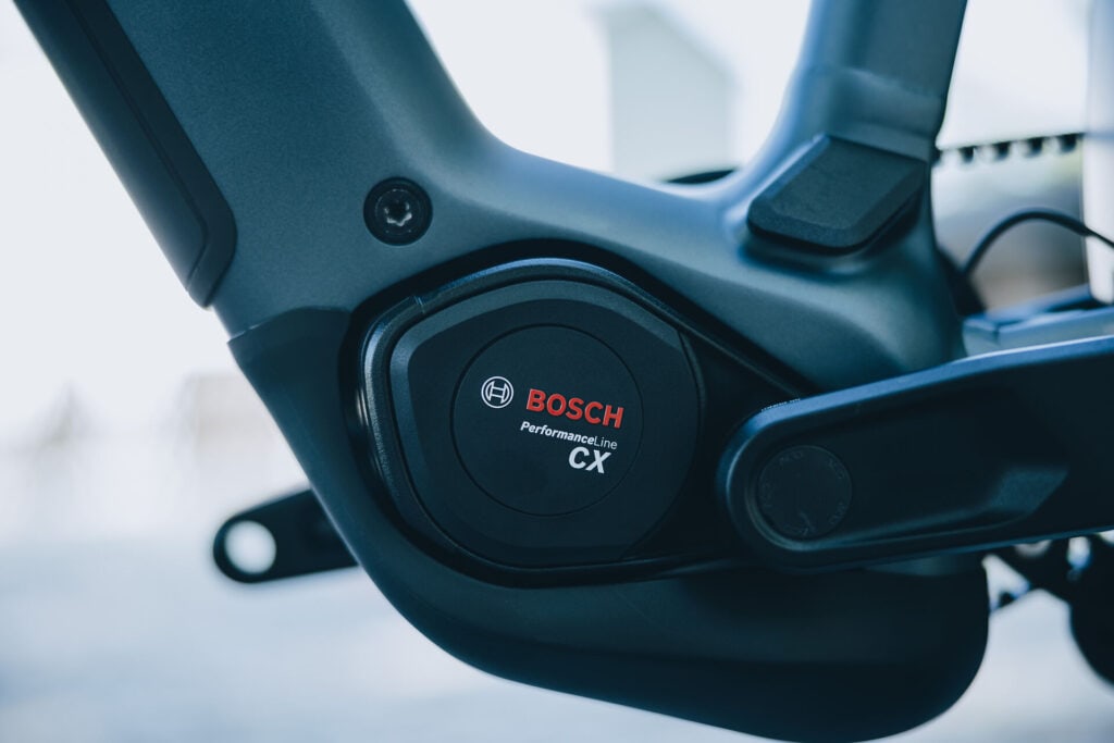 Cube Kathmandu Hybrid 2027 Modelle Neuheiten im Vergleich Deluxe SLX 800 mineralblue´n´blue Detailbild Bosch PerformanceLine CX