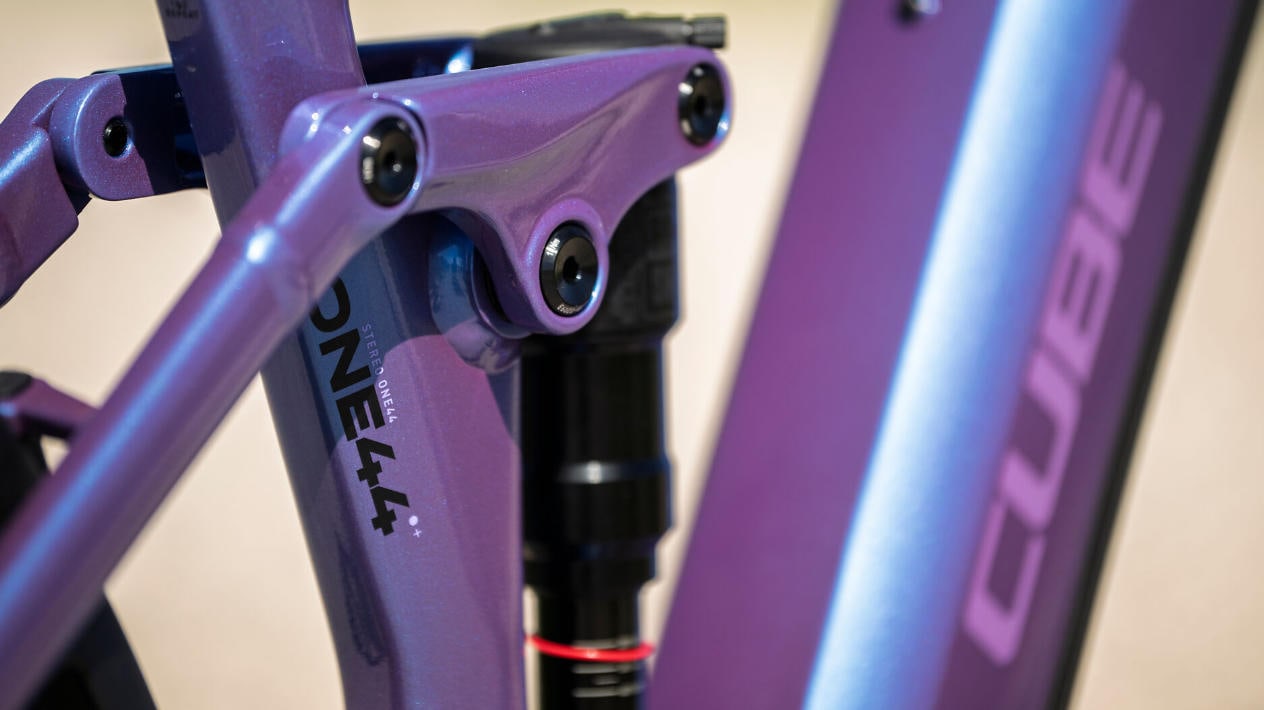 Cube Stereo Hybrid 2027 Modelle Neuheiten im Vergleich ONE44 HPA Detailbild Rahmen