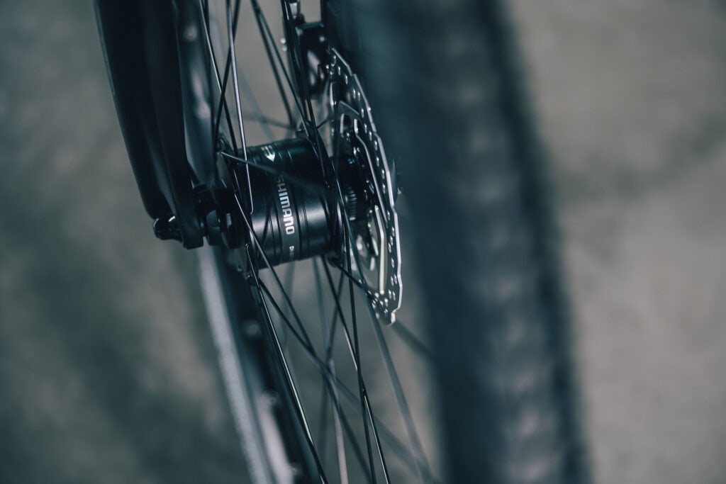 Cube Kathmandu 2027 Modelle Neuheiten im Vergleich Pro slabgrey´n´chrome Detailbild Hinterrad Shimano