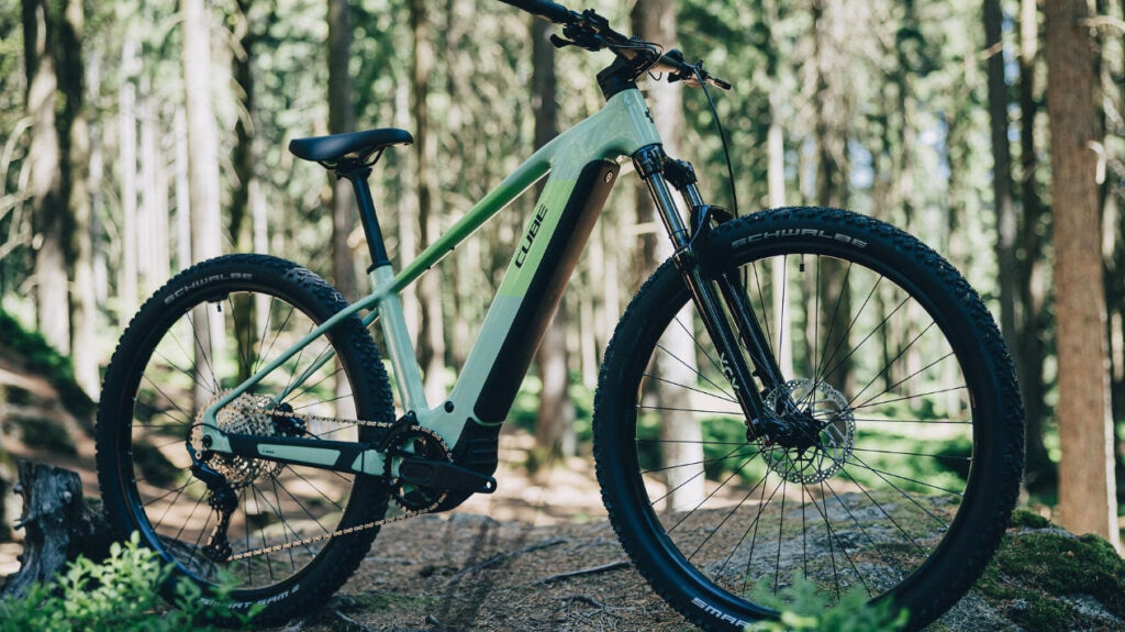 Cube Reaction Hybrid 2027 Modelle Neuheiten im Vergleich ONE 720 cactus´n´black Gesamtansicht Nahaufnahme