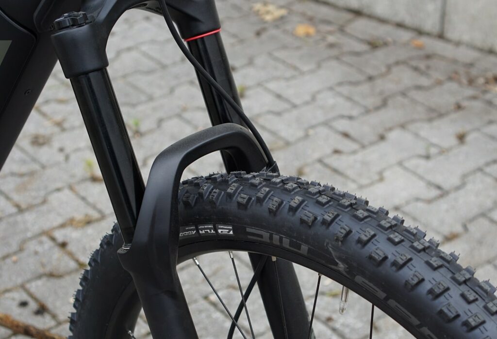 Trek Rail 5 Rock Shox 35